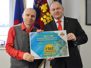 Krajská sbírka pro Potravinovou banku vynesla více než 1,5 tuny potravin