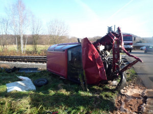 Minulý rok na železničních přejezdech zahynulo 32 osob. Většina řidičů porušuje pravidla