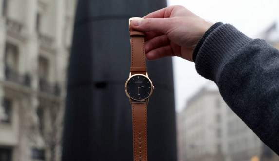 Mladíci se snaží prorazit se svojí značkou kvalitních hodinek. Hledají pomoc na crowdfundingu