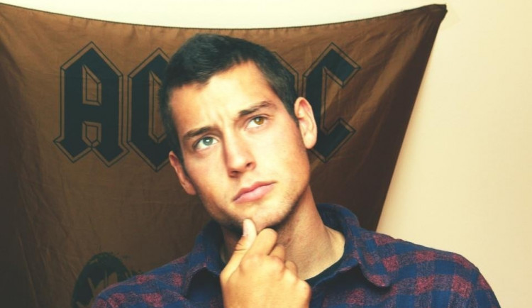 Dahlgren byl obviněn ze čtyřnásobné vraždy. Hrozí mu doživotí