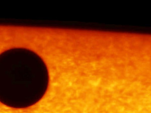 Slunce dnes obestře Merkur. V podobném rozsahu úkaz bude možné pozorovat až v roce 2032