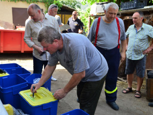 V domě v Nedvědici bylo přes deset tun chemikálií