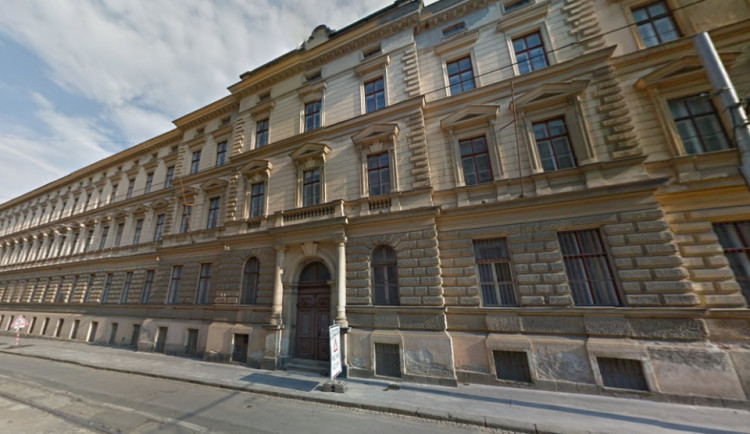 Budova areálu VUT na Údolní 53