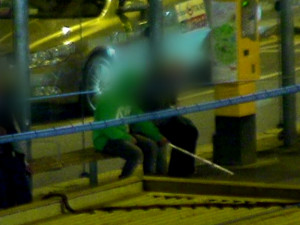 VIDEO: Kamera městské policie zachytila kapsáře při činu, strážníci ho do pár minut zadrželi