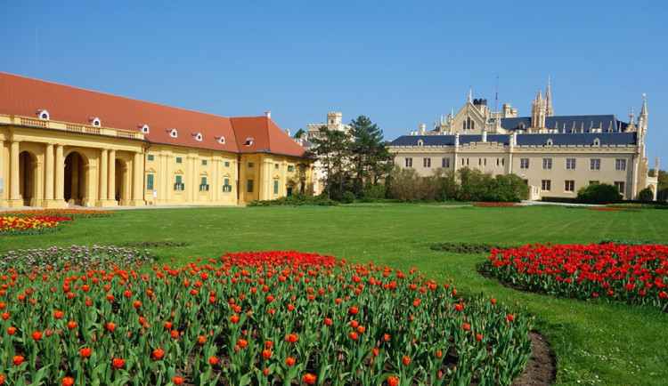 Jízdárna Lednice, zdroj: Lednickovaltický hudební festival