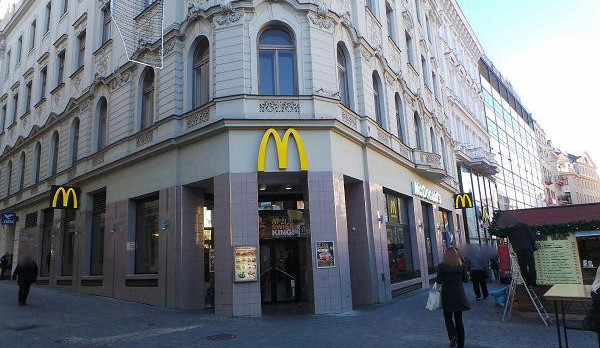 McDonalds na Náměstí Svobody, zdroj: Firmy.cz