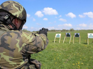 Ve vyškovském baru byl postřelen voják. Podle policie nešlo o úmysl, svou roli sehrál i alkohol
