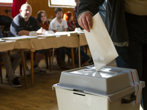 Skončily krajské a senátní volby. V Brně hlasovalo přes čtyřicet jedna procent voličů