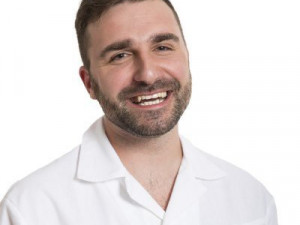 Nejsympatičtější sestřička působí v Brně a je to muž