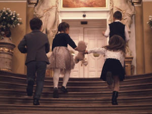 Národní divadlo Brno vybralo na vstupenky pro děti z dětských domovů už téměř devadesát tisíc korun