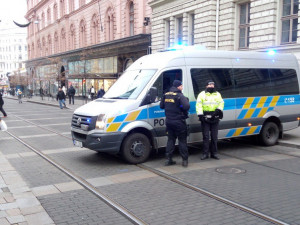 Bezprostřední nebezpečí útoku v Brně nehrozí, preventivní opatření budou trvat do začátku roku
