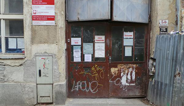 Azylový dům na Bratislavské, který má projít rekonstrukcí, foto: firmy.cz