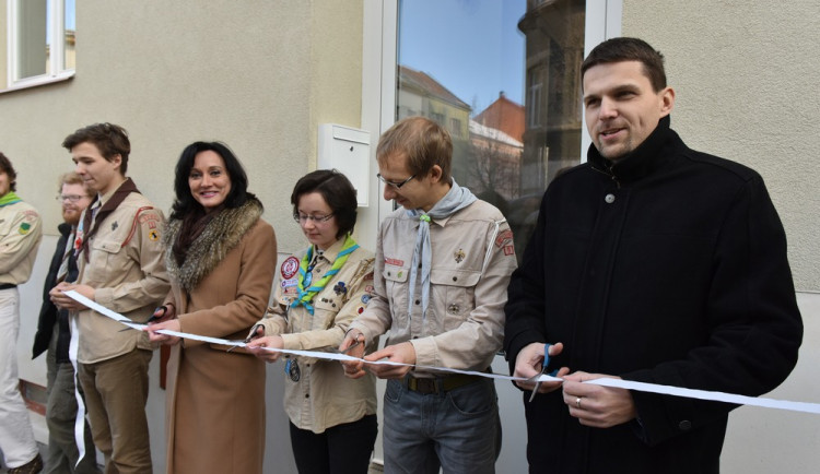 Předání zrekonstruovaných kluboven skautům a pionýrům, Zdroj: MMB, Z. Kolařík