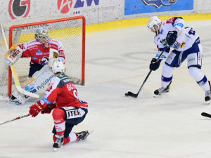 Kometa doma porazila Pardubice a po devíti zápas naplno bodovala