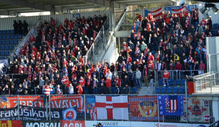 Fanoušci Zbrojovky na utkání se Slováckem, zdroj: FB Zbrojovka