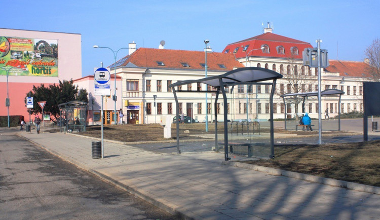 Židlochovice, autobusové nádraží, zdroj: turistika.cz