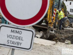 Jižní Morava opraví za své i státní peníze silnice za půl miliardy