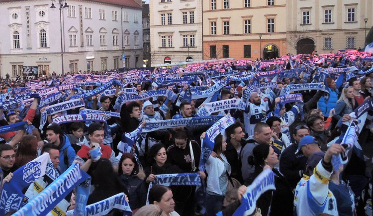 Modrobílé šály na Zelňáku, autor: René Rudzan