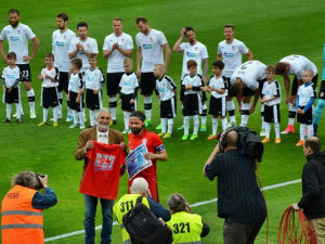 Kapitán Pavel Zavadil se rozloučil se Zbrojovkou prohrou. Jediný gól zápasu dala Plzeň v nastavení