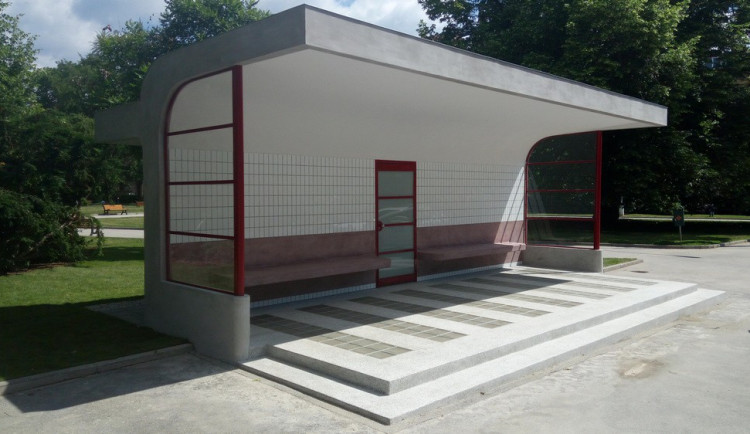 Funkcionalistická zastávka na Obilňáku