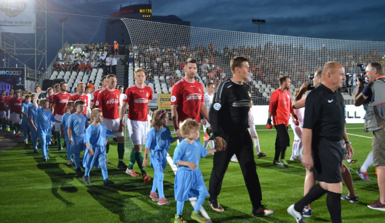 Český tým vyzvali jako první Maďaři