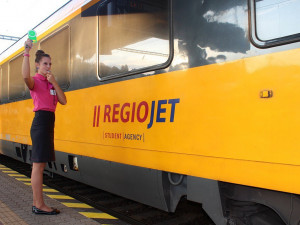 RegioJet chce zvýšit počet vlaky mezi Prahou a Brnem, ve špičce by jezdily každou hodinu