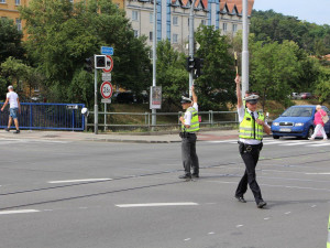 V Brně soutěžili dopravní policisté. Měřili síly v řízení křižovatky či jízdě zručnosti