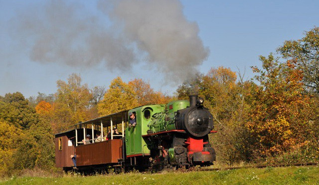 Historická lokomotiva jedoucí ze Zbýšova, zdroj: MPZ