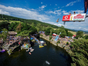 Český svátek skoku do vody! Desperados Highjump představí vyšší skoky i hvězdný hudební program