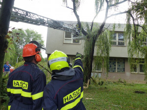 Bouřky v noci potrápily Moravu, hasiči vyjeli 700krát