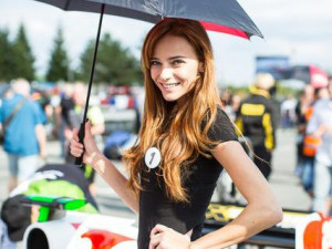 Finalistky České Miss na závodním okruhu