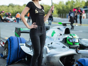 Finalistky České Miss na závodním okruhu