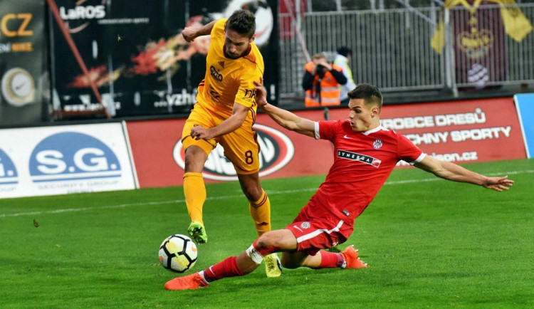Zbrojovka pálila jako o život, gól však nedala. Dukla si z Brna odvezla bod za bezbrankovou remízu