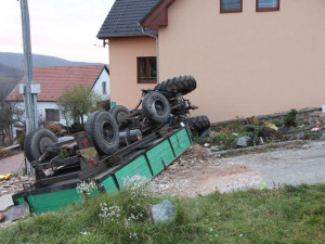 Nehoda traktoru s tragickou dohrou