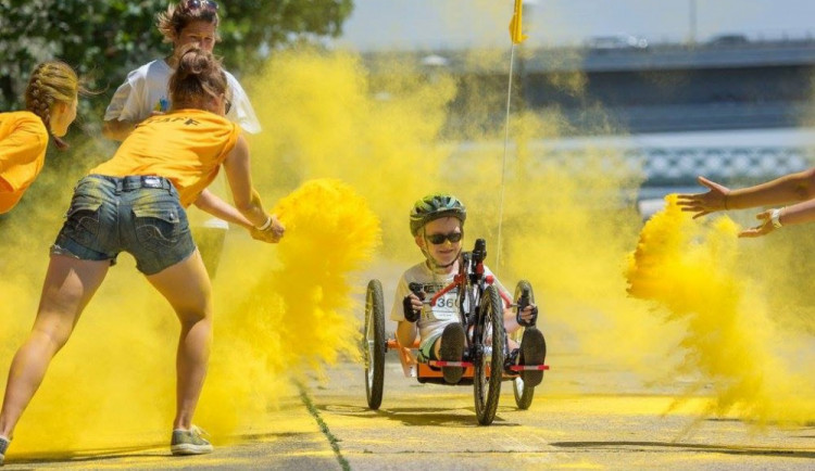 Poptávka po handbicích od Černých koní je v České republice opravdu obrovská. 