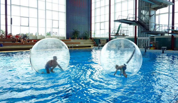Dny sportovišť na bazénu Za Lužánkami