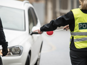 Policisté našli v Brně u dálnice mrtvé lidské tělo, omezili kvůli tomu dopravu