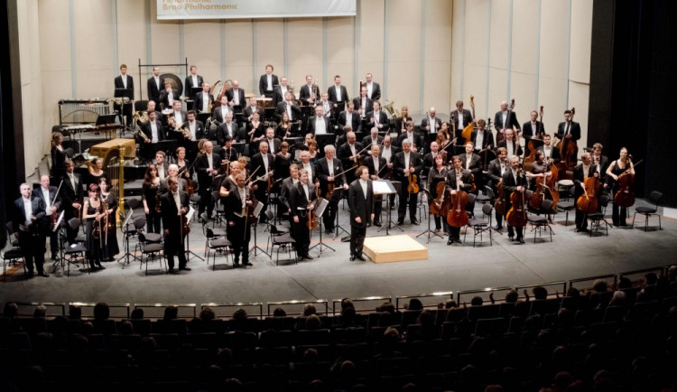 Hrobové ticho po skončení nebo hlasité stříhání nehtů, filharmonisté se vrací z Číny plni zážitků