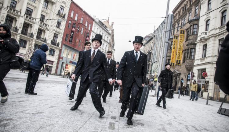 Brno se opět po roce na chvíli zblázní! Městem se projdou stovky vyznavačů švihlé chůze