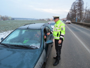 Řidiči pozor! Jihomoravští policisté v těchto dnech pokutují za neočištěná skla