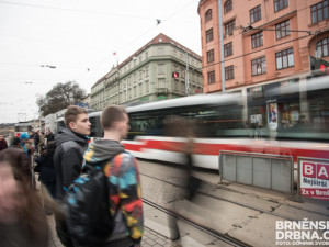 Drtivá většina dojíždějících chce nádraží v centru Brna, ukázal výzkum