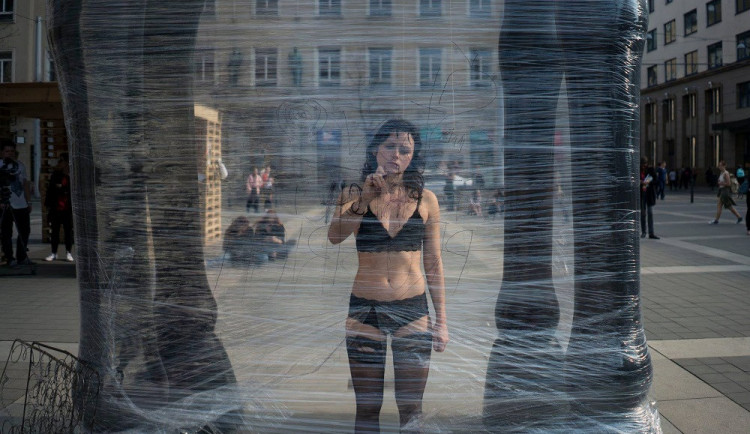 Momentka z doprovodného progeamu festivalu: Kabanová ft. Kaplička