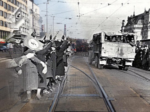 doležel koláž brno hitler13