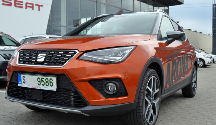 Seat Arona