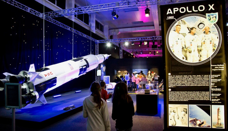 TIPY NA TÝDEN: Světová výstava o kosmonautice, festival seriálů, Majáles a Monty Pythoni