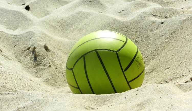 míč volejbal