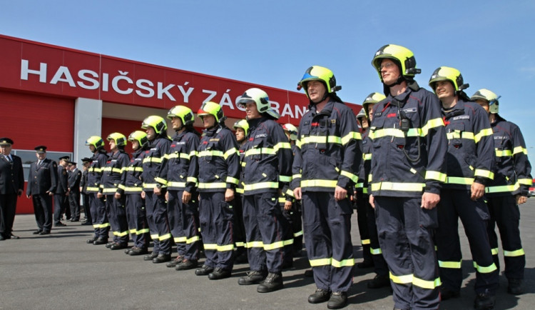 FOTO: Znojemští hasiči mají novou unikátní požární stanici