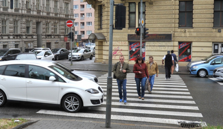 Město dočasně zruší přechod pro chodce na křižovatce Koliště s Bratislavskou