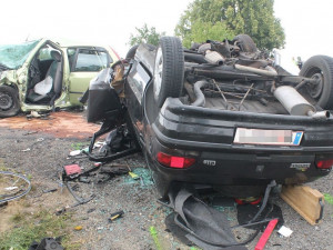 Loňskou tragickou nehodu, při které zemřeli čtyři lidé, zavinil rychlou jízdou mladý řidič