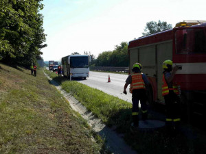 autobus děti plameny5